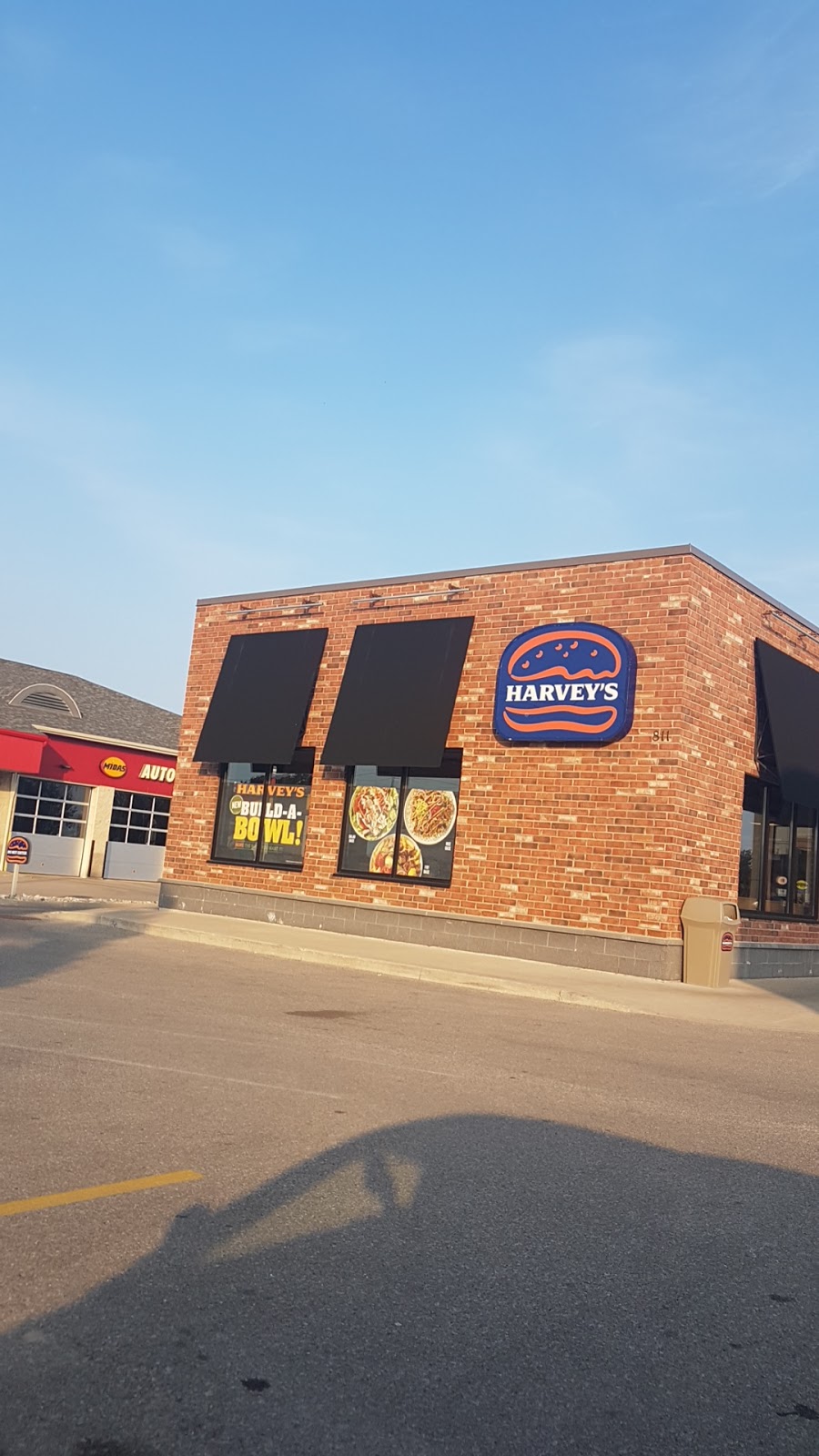 Harveys | 811 Erie St, Stratford, ON N4Z 1A1, Canada | Phone: (519) 272-2917