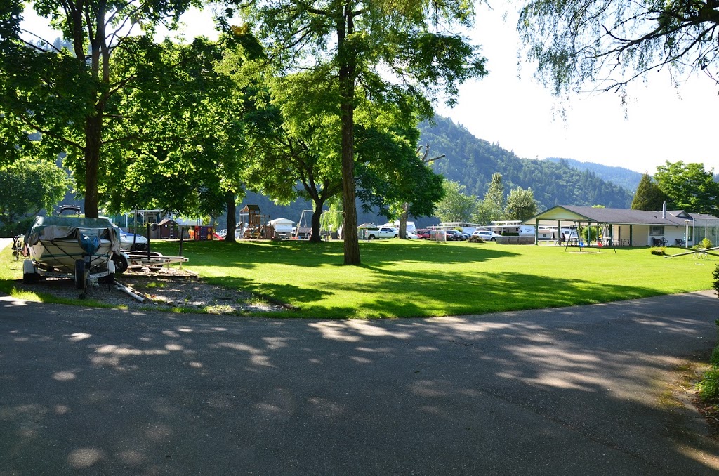 Swans Point Resort & Trailer Park | 9341 Shook St, Mission, BC V2V 5M2, Canada | Phone: (604) 826-2328