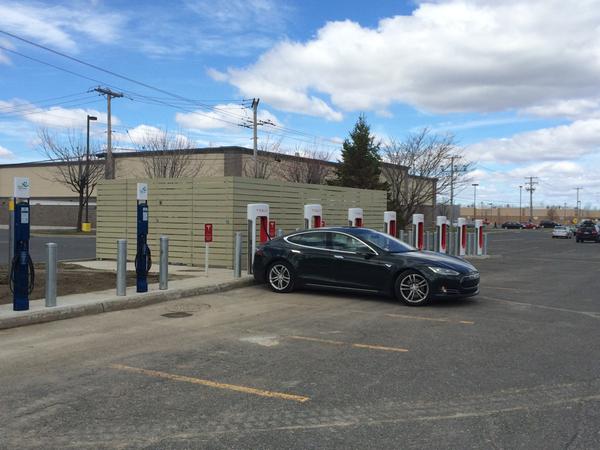 Tesla Supercharger | 755 Bd René-Lévesque, Drummondville, QC J2C 6Y7, Canada | Phone: (877) 798-3752
