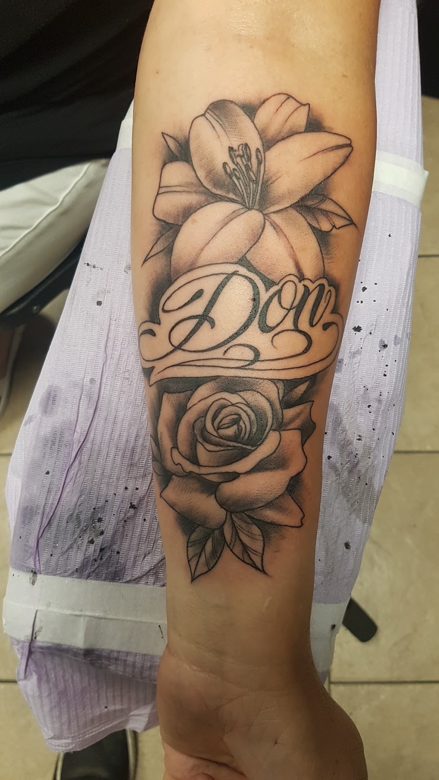 Riverside Tattoo Company | 444 Dundas St E, Belleville, ON K8N 1E9, Canada | Phone: (613) 779-9970