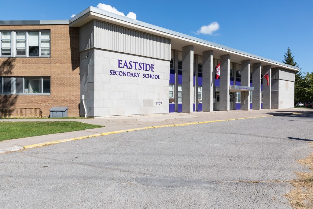 Eastside Secondary School | 275 Farley Ave, Belleville, ON K8N 4M2, Canada | Phone: (613) 962-8668