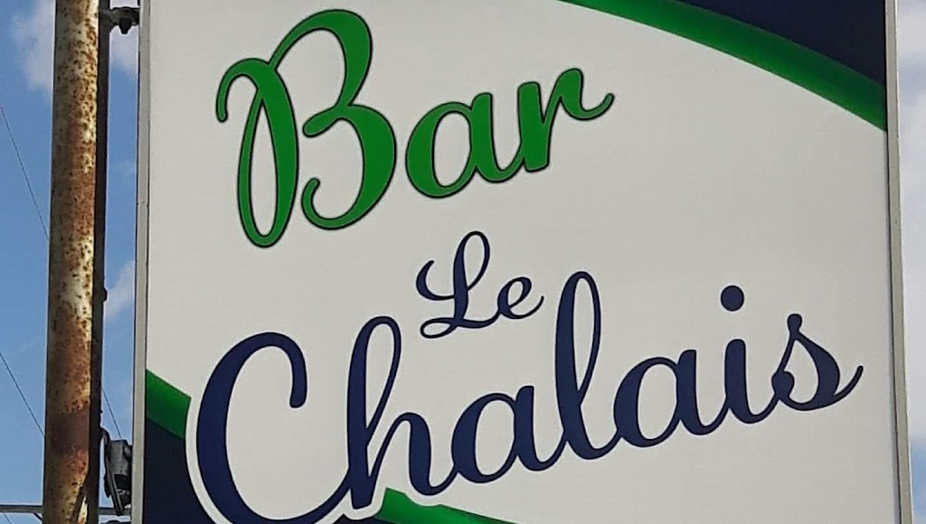 Bar Le Chalais | 93 Boul Est, Maskinongé, QC J0K 1N0, Canada | Phone: (819) 227-2417