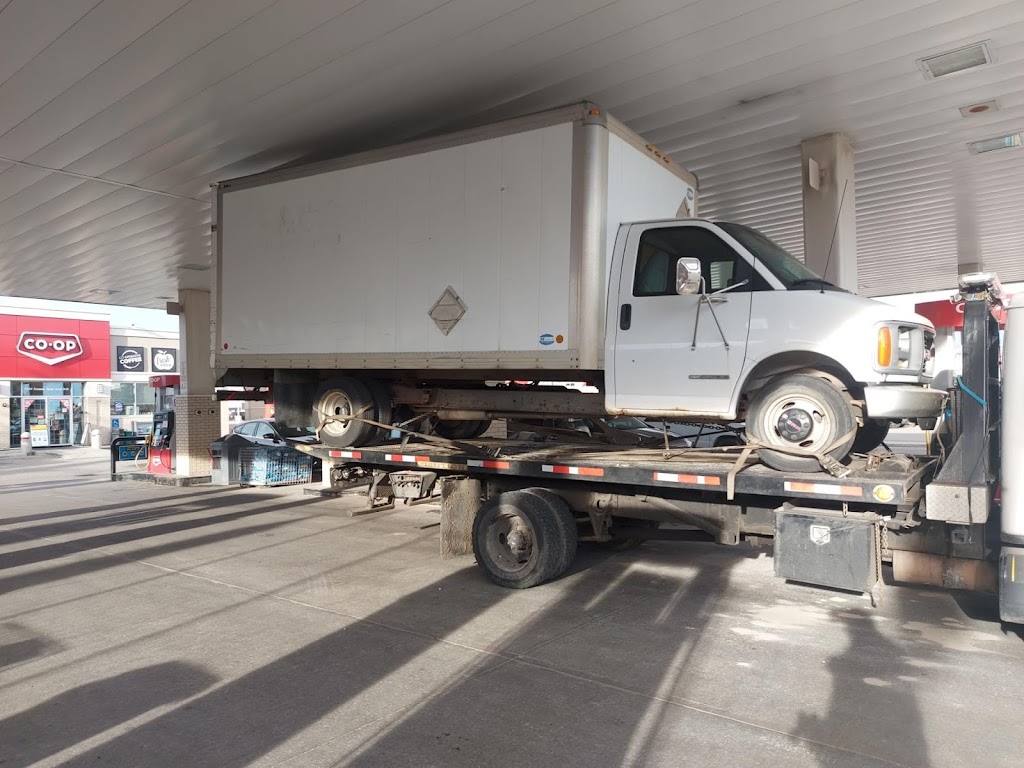 CTS City Towing Services | 5701 17 Ave SE Bay 110, Calgary, AB T2A 0W3, Canada | Phone: (587) 221-6666