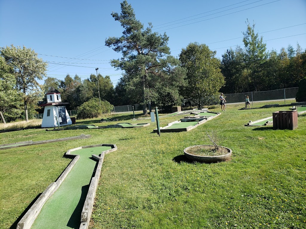 Lake Loon Golf Centre | 400 Golf View Dr, Dartmouth, NS B2W 6E6, Canada | Phone: (902) 434-6600