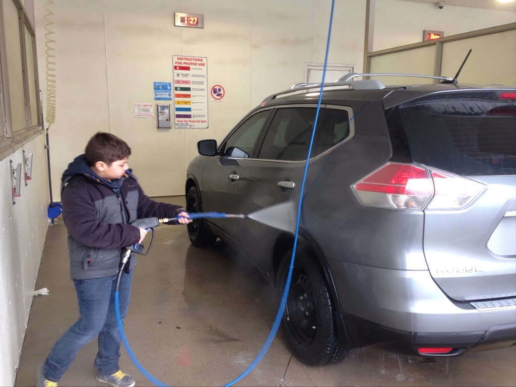 Aurora Car Wash | 120 Mary St, Aurora, ON L4G 6C8, Canada | Phone: (905) 727-0041