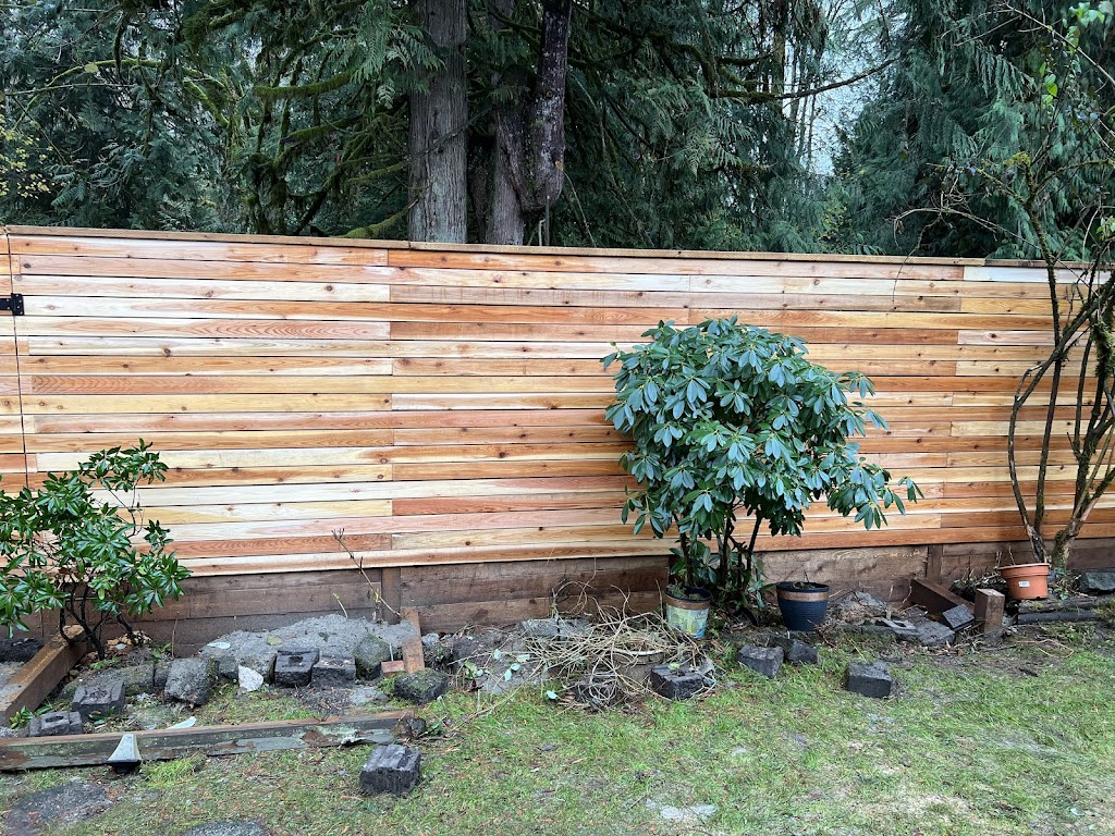 Global cedar fence | 1941 Valley View Pl, Victoria, BC V9B 6H8, Canada | Phone: (778) 966-3186