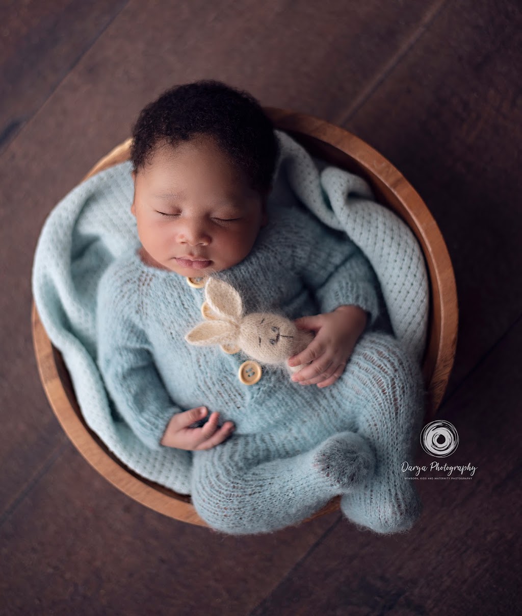 Darya Photography. Newborn, Kids and Maternity Photography. | 231 Coronation Rd, Whitby, ON L1P 1Y2, Canada | Phone: (647) 673-5974