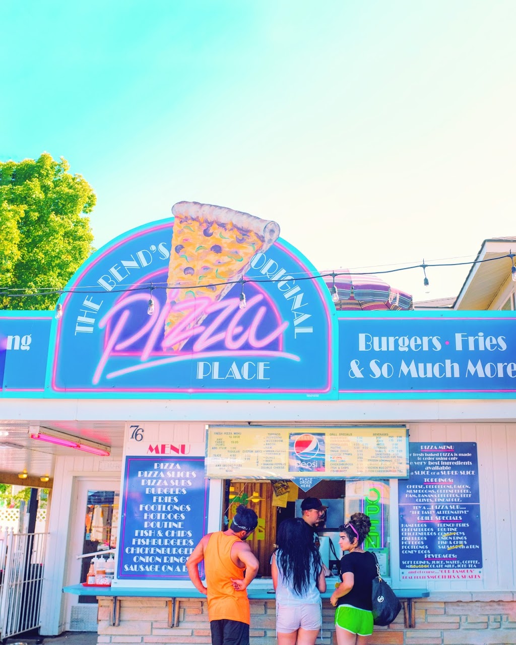 The Dairy Dip and Pizza Place | 76 Main St W, Grand Bend, ON N0M 1T0, Canada | Phone: (519) 238-7492