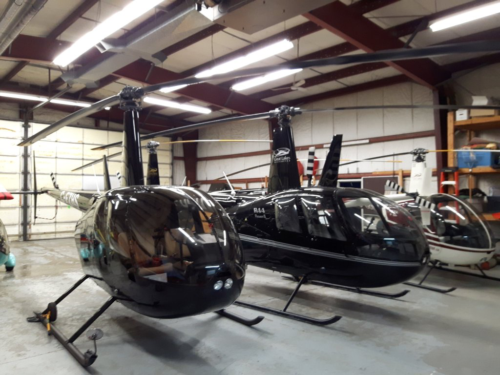Great Lakes Helicopter | 4685 Fountain St N, Cambridge, ON N3H 4R6, Canada | Phone: (519) 650-4542