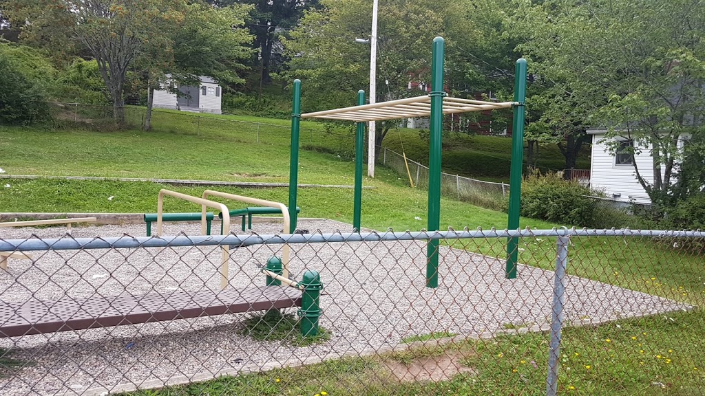 Lakefront Road Outdoor Fitness Equipment | 10 Lakefront Rd, Dartmouth, NS B2Y 3C3, Canada