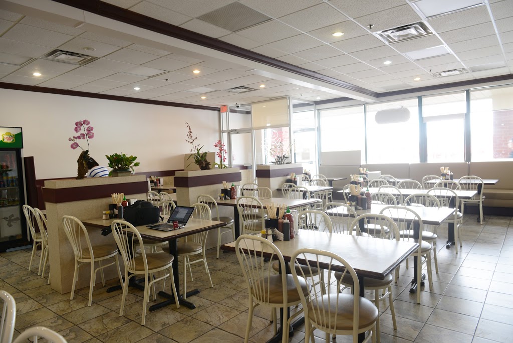 Pho Bo To | 1635 Lawrence Ave W, North York, ON M6L 3C9, Canada | Phone: (416) 245-0388