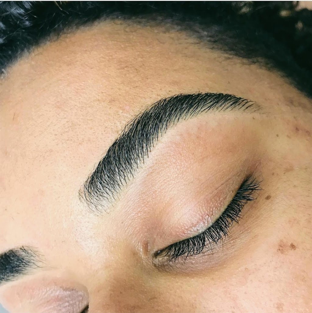 WAXXED Brows & Body Kitchener | 126 Tristan Cres, Breslau, ON N0B 1M0, Canada | Phone: (226) 501-9847