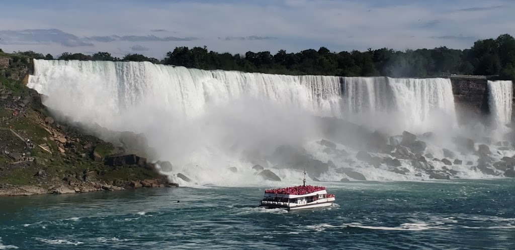 Enjoy the Beauty of the Falls | 7745 Pender street, Niagara Falls , Ontario, ON L2G 0H3, Canada | Phone: (905) 359-9504