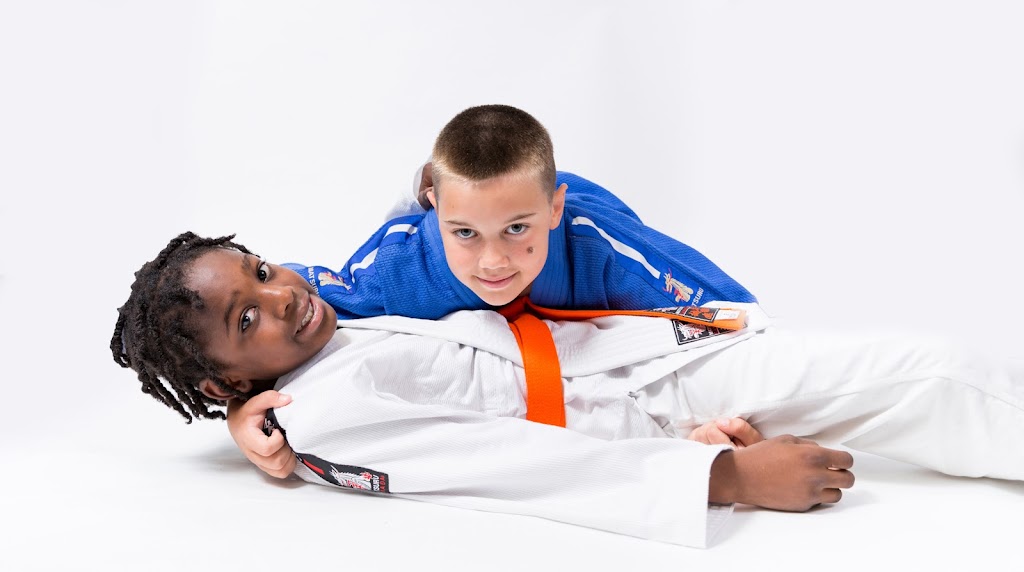 Club de Judo Olympique | 3875 Grande Allée, Saint-Hubert, QC J4T 2V8, Canada | Phone: (450) 466-7222