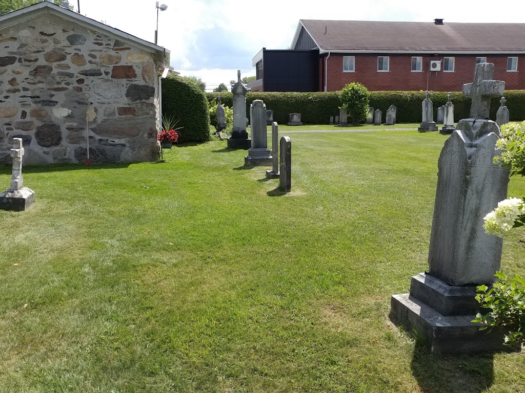 cimetiere de valcourt | Valcourt, QC J0E 2L0, Canada