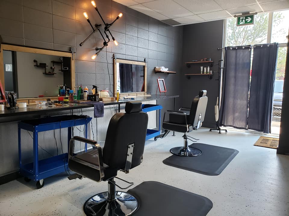 Barbershop Etcetera | 5004 46 St Unit 9, Sylvan Lake, AB T4S 1C2, Canada | Phone: (825) 440-5671