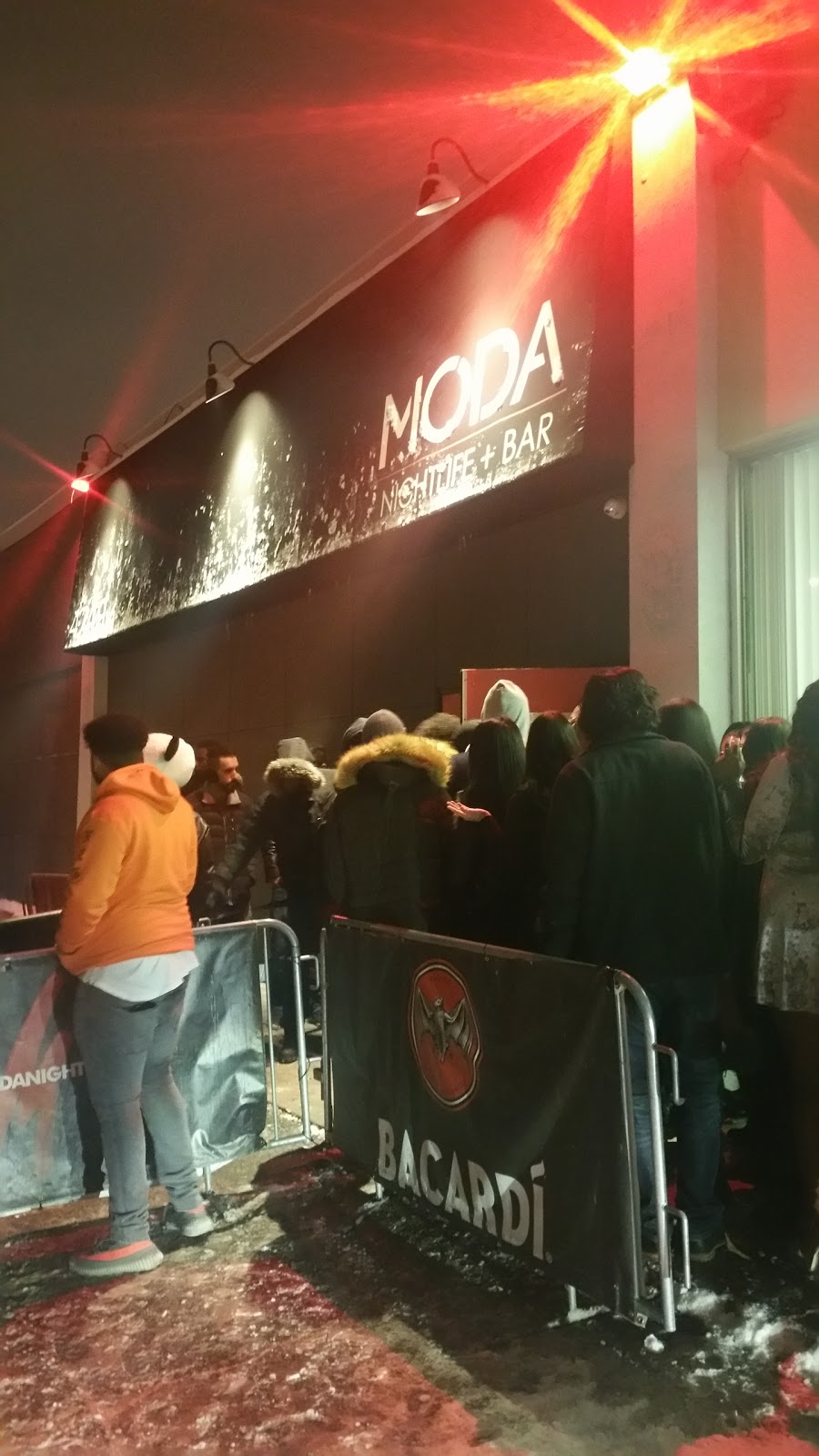 Moda Night Club | 4749 Keele St, North York, ON M3J 2N9, Canada | Phone: (416) 739-6632