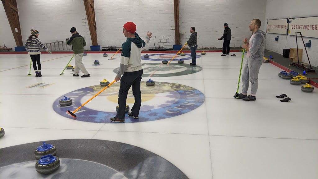 R C M P Curling Club | 115 St. Laurent Blvd, Ottawa, ON K1K 2Y2, Canada | Phone: (613) 749-7086