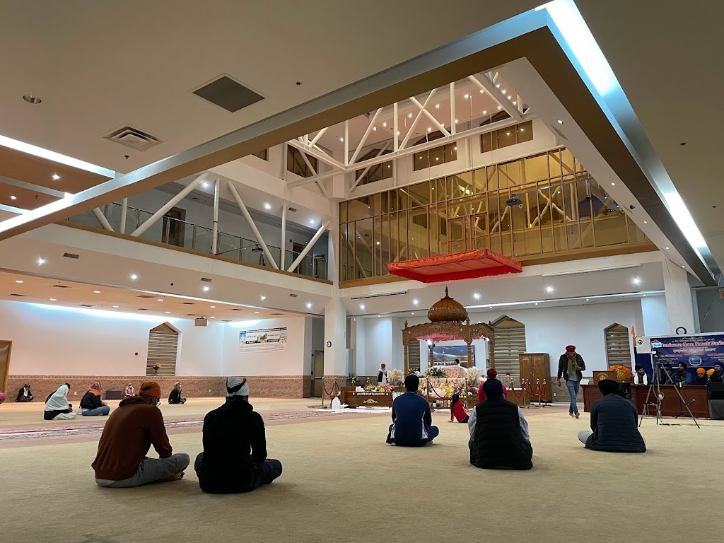 Gurdwara Guru Nanak Darbar LaSalle Montreal | 7801 Rue Cordner, LaSalle, QC H8N 2X2, Canada | Phone: (514) 595-1881