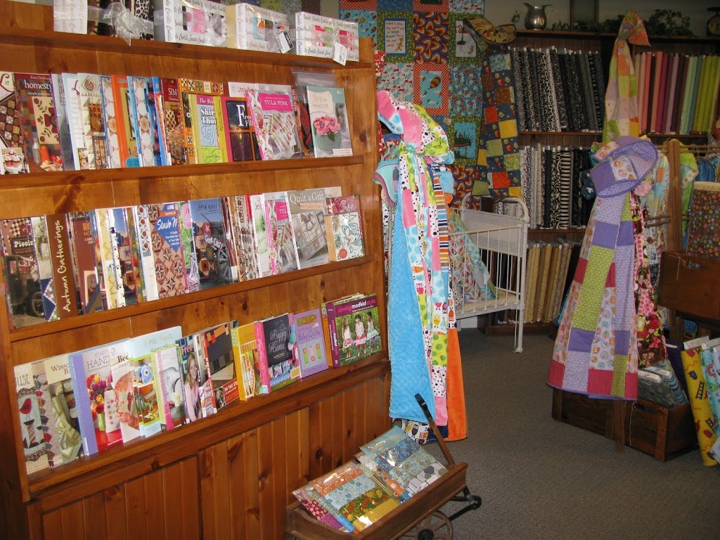 Quilters Nine Patch | 384 Arthur St S, Elmira, ON N3B 2P6, Canada | Phone: (519) 669-9511