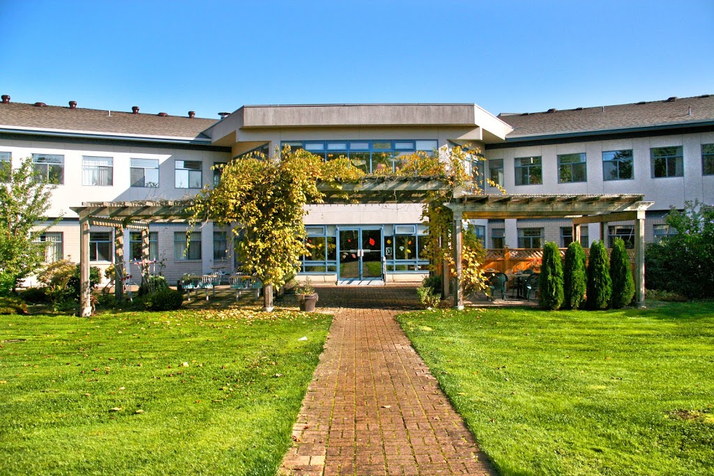 Holyrood Manor Long Term Care | 22710 Holyrood Ave, Maple Ridge, BC V2X 3E6, Canada | Phone: (604) 467-8831