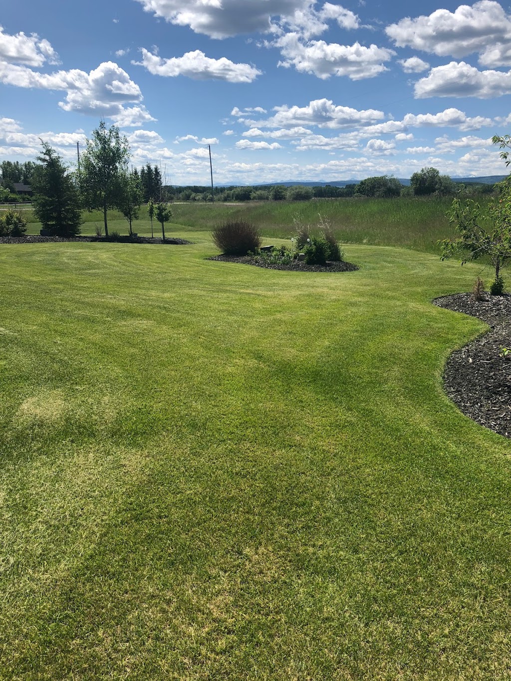 Arrowhead Landscaping | 95 Sienna Park Terrace SW, Calgary, AB T3H 3L3, Canada | Phone: (403) 370-7503