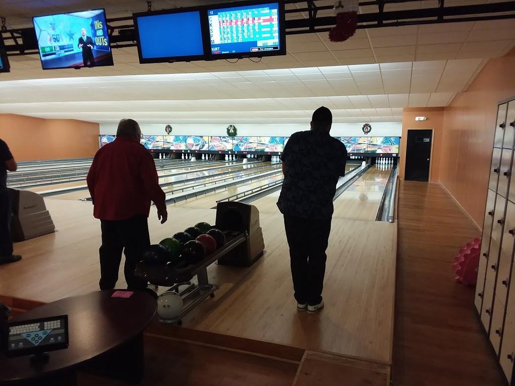 Spare Time Bowling Center | 2850 William St, Cheektowaga, NY 14227, USA | Phone: (716) 893-8930