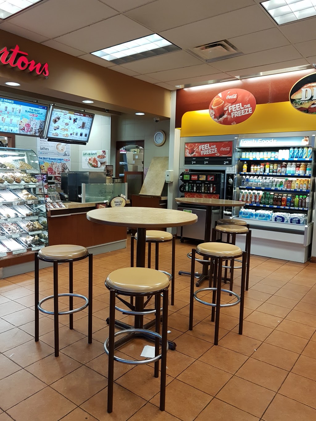 Tim Hortons | 2370 Lawrence Ave E, Scarborough, ON M1P 2R5, Canada | Phone: (416) 755-6629