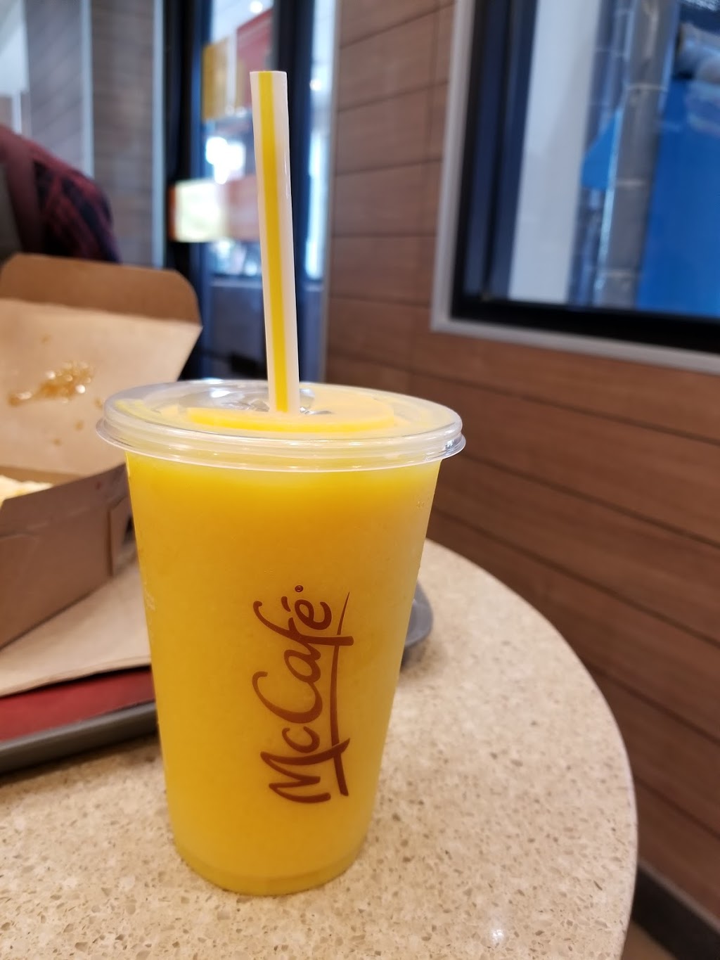 McDonalds | 1300 Avenue Beaumont, Montréal, QC H3P 3E5, Canada | Phone: (514) 738-7243