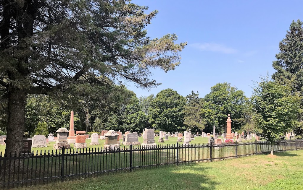 Oxford Mills United & Presbyterian Cemetery | 536 Main St, Oxford Mills, ON K0G 1S0, Canada