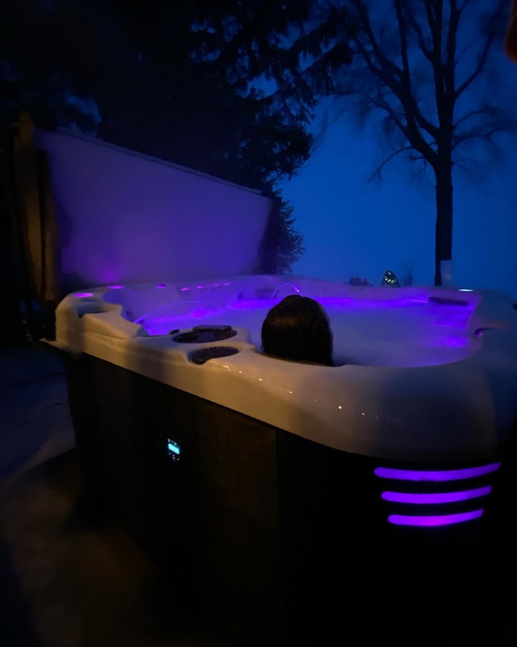 Lakeside Pools and Spas | 225 Gore Rd, Kingston, ON K7K 6N3, Canada | Phone: (613) 767-6771