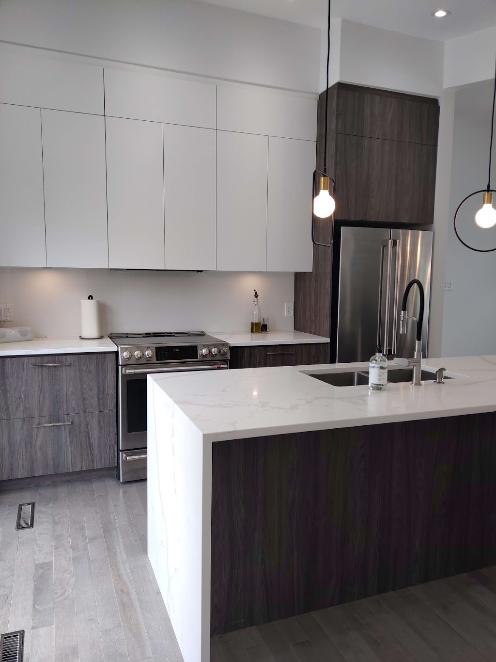 Cucina Design | 1414 Av. de Valleyfield, Laval, QC H7C 2K6, Canada | Phone: (514) 442-9057