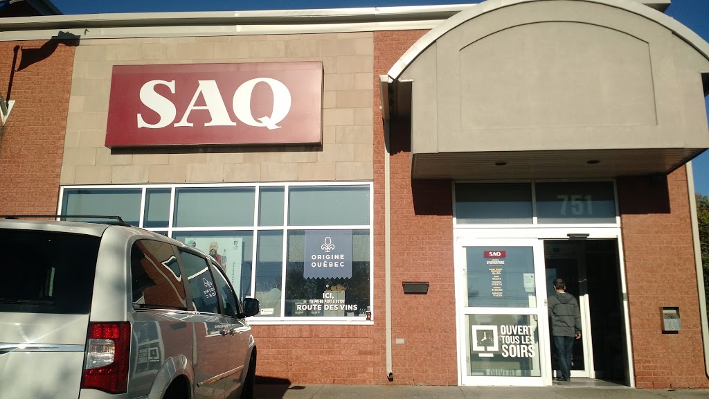 SAQ | 751 Boulevard Arthur-Sauvé, Saint-Eustache, QC J7R 4K3, Canada | Phone: (450) 491-3400