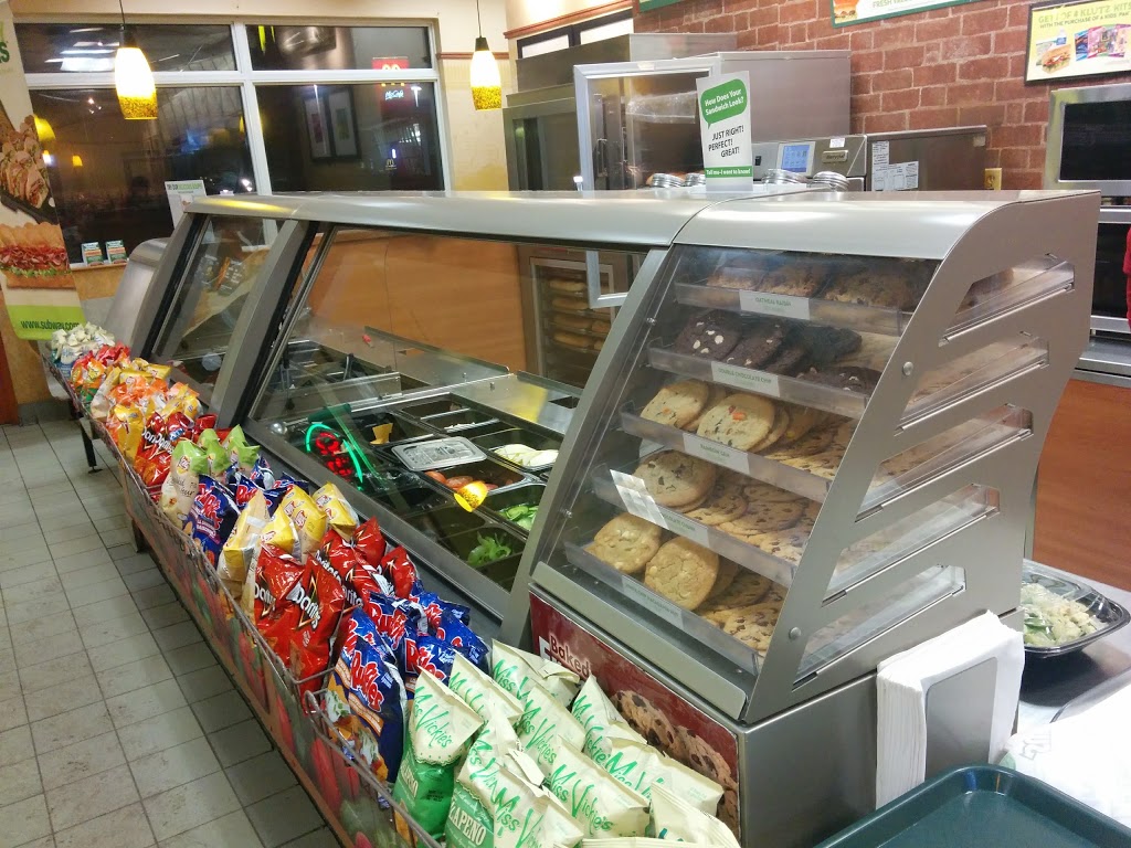 Subway | 10114 88 Ave, Fort Saskatchewan, AB T8L 4J9, Canada | Phone: (780) 992-0520