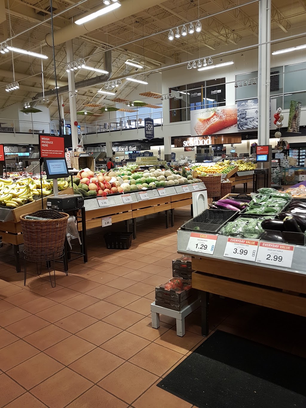 Loblaws | 5010 Glen Erin Dr, Mississauga, ON L5M 6J3, Canada | Phone: (905) 607-0580