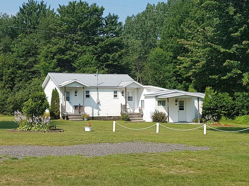 Manoir Bagnell-Hall | 1965 Chemin Grimshaw, Franklin, QC J0S 1E0, Canada | Phone: (450) 827-2415