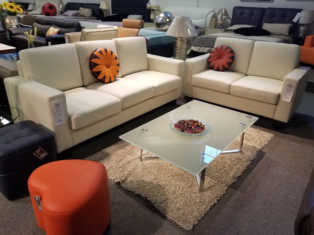 Design 2000 Sofa Outlet | 1050 McNicoll Ave, Scarborough, ON M1W 2L8, Canada | Phone: (416) 493-8388