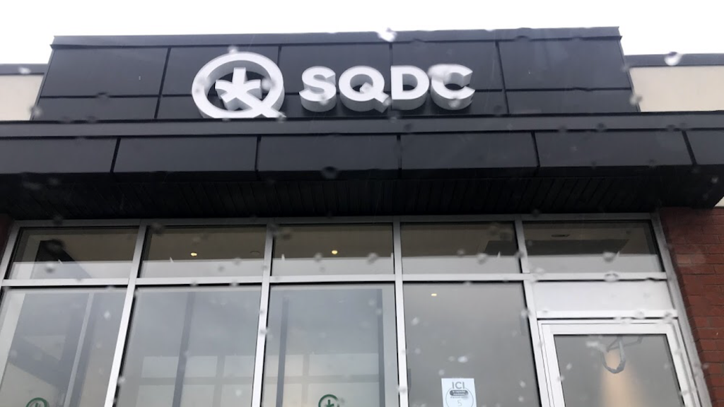 SQDC | 1627 QC-132, Varennes, QC J3X 1P7, Canada | Phone: (450) 985-8050