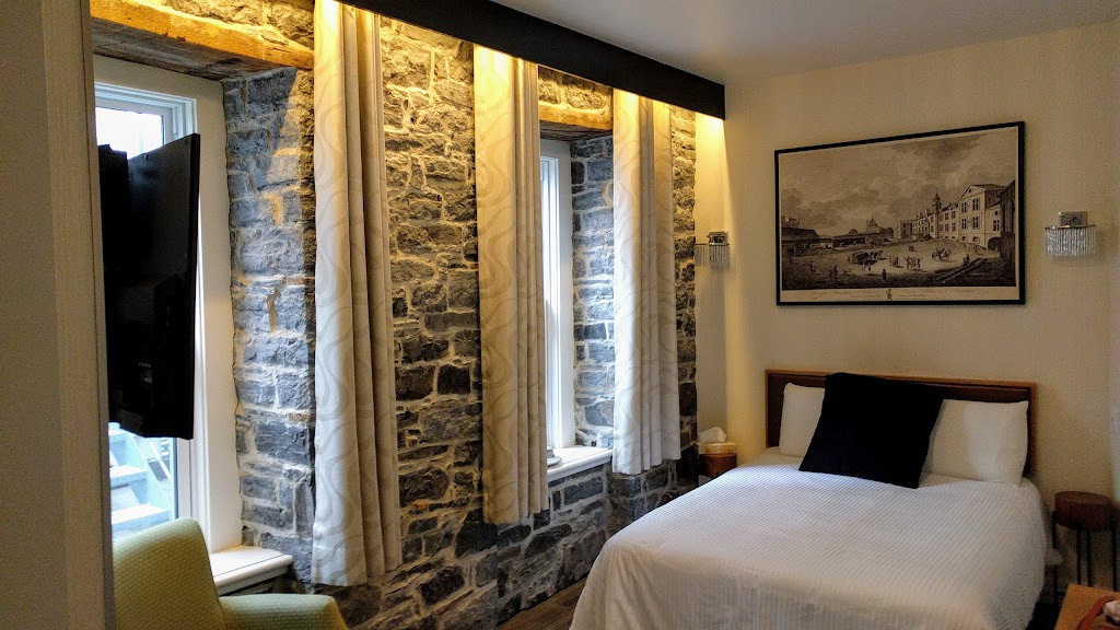 Auberge Du Tresor | 20 Rue Sainte-Anne, Québec, QC G1R 3X2, Canada | Phone: (418) 694-1876