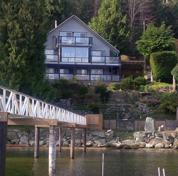 Takahashi Gardens Waterfront Retreat | 5794 Marine Way, Sechelt, BC V0N 3A6, Canada | Phone: (877) 885-9963