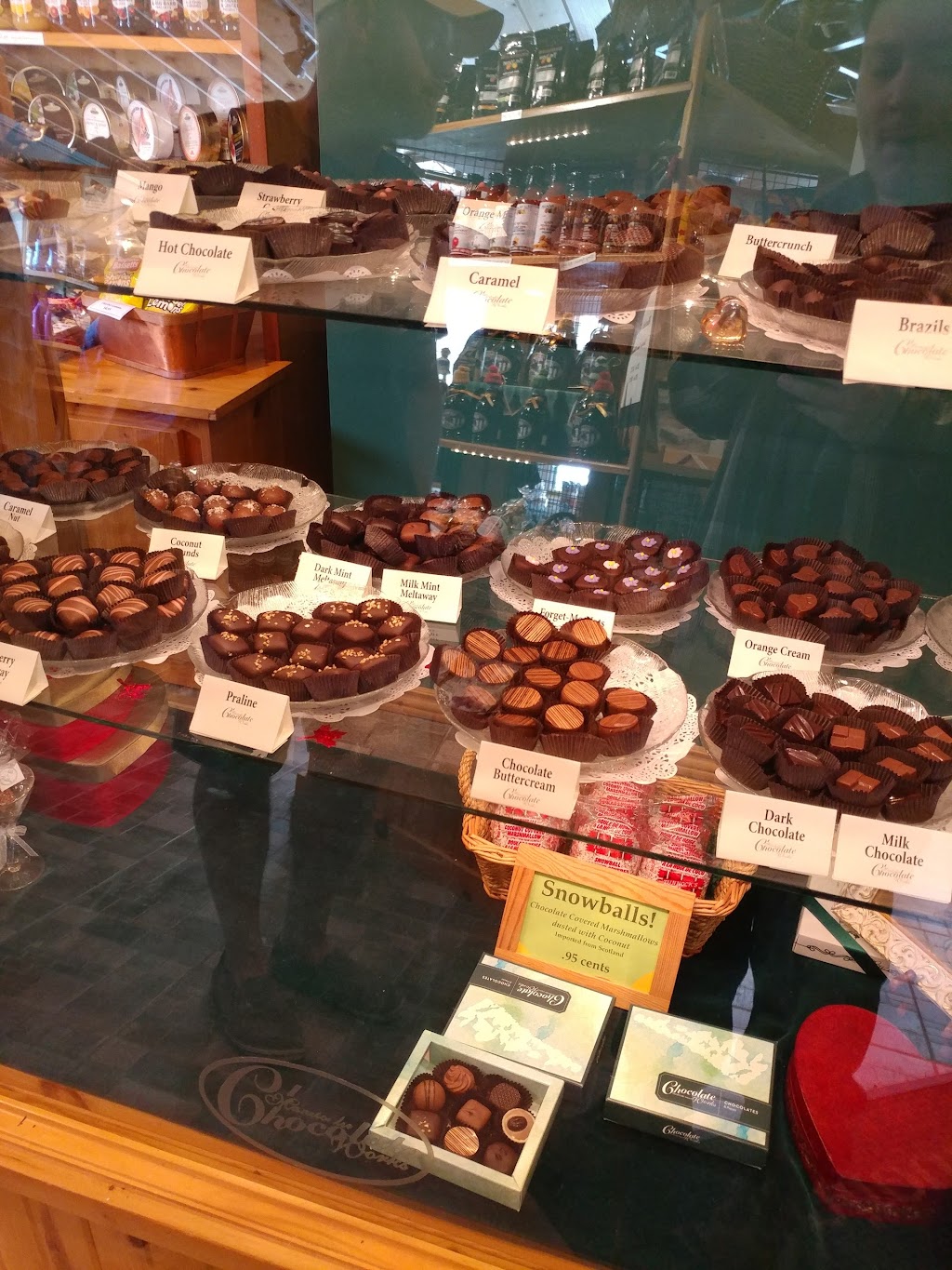 Manitoulin Chocolate Works | 160 Main St, Kagawong, ON P0P 1J0, Canada | Phone: (705) 282-0961