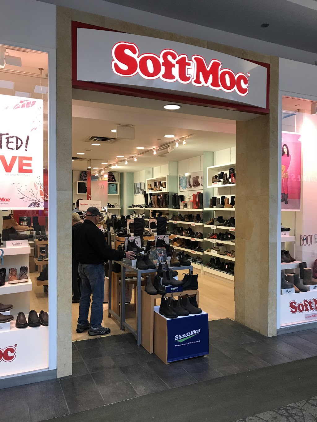 SoftMoc | 2121 Carling Ave, Ottawa, ON K2A 1H2, Canada | Phone: (613) 722-8447