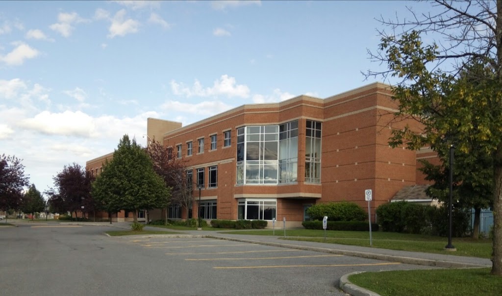 St. Mother Teresa High School | 440 Longfields Dr, Nepean, ON K2J 4T1, Canada | Phone: (613) 823-1663