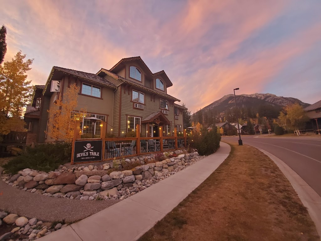 Creekside Villa | 709 Benchlands Trail, Canmore, AB T1W 3G9, Canada | Phone: (403) 609-5522