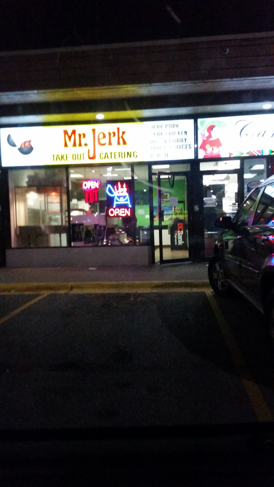 Mr Jerk | 3417 Derry Rd E, Mississauga, ON L4T 1A8, Canada | Phone: (905) 673-5627