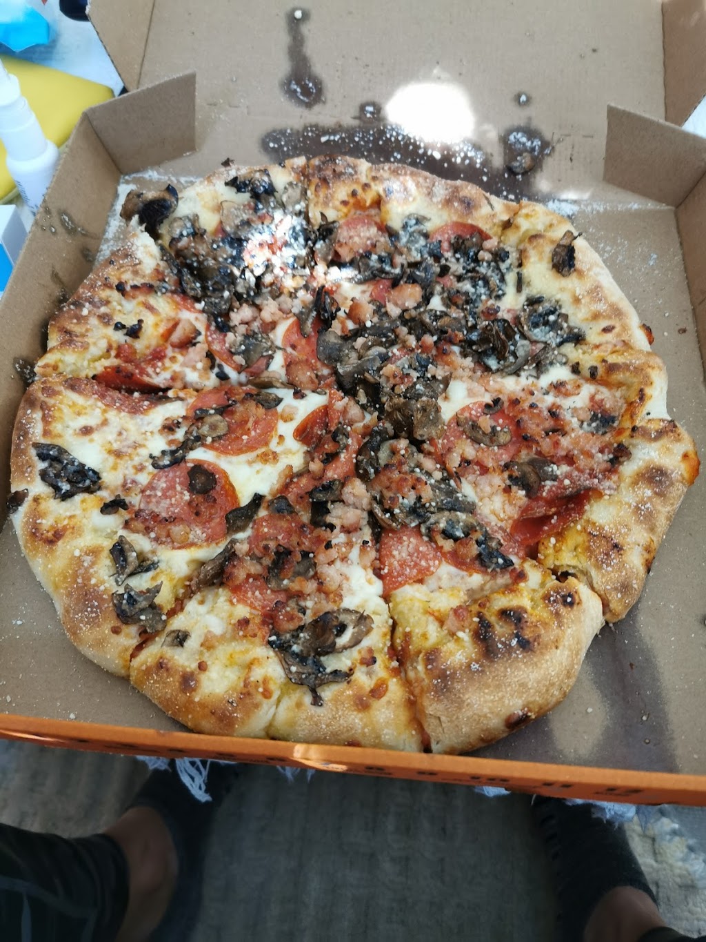 Little Caesars Pizza | 6000 Malden Rd, LaSalle, ON N9H 1S7, Canada | Phone: (519) 250-7330