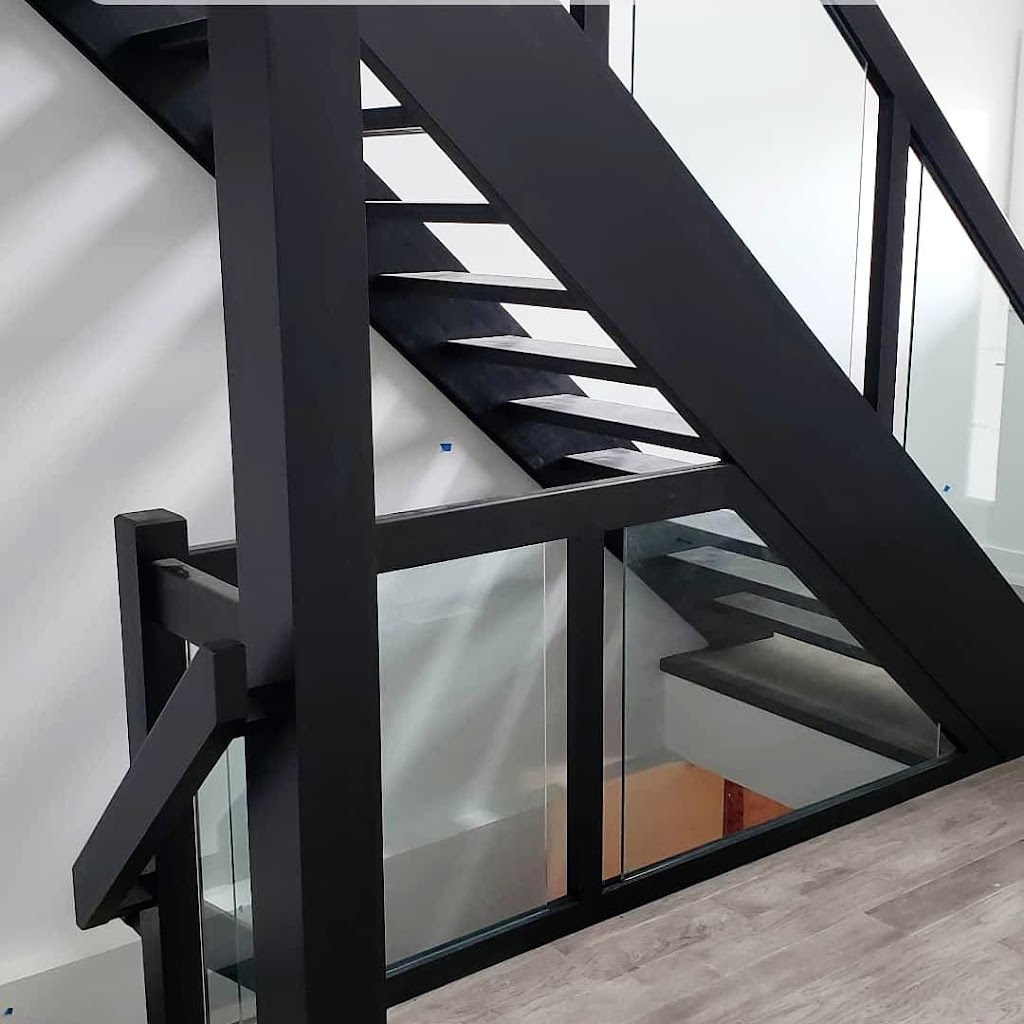 London Stair & Railing Co Ltd | 547 Clarke Rd, London, ON N5V 2E1, Canada | Phone: (519) 455-0704