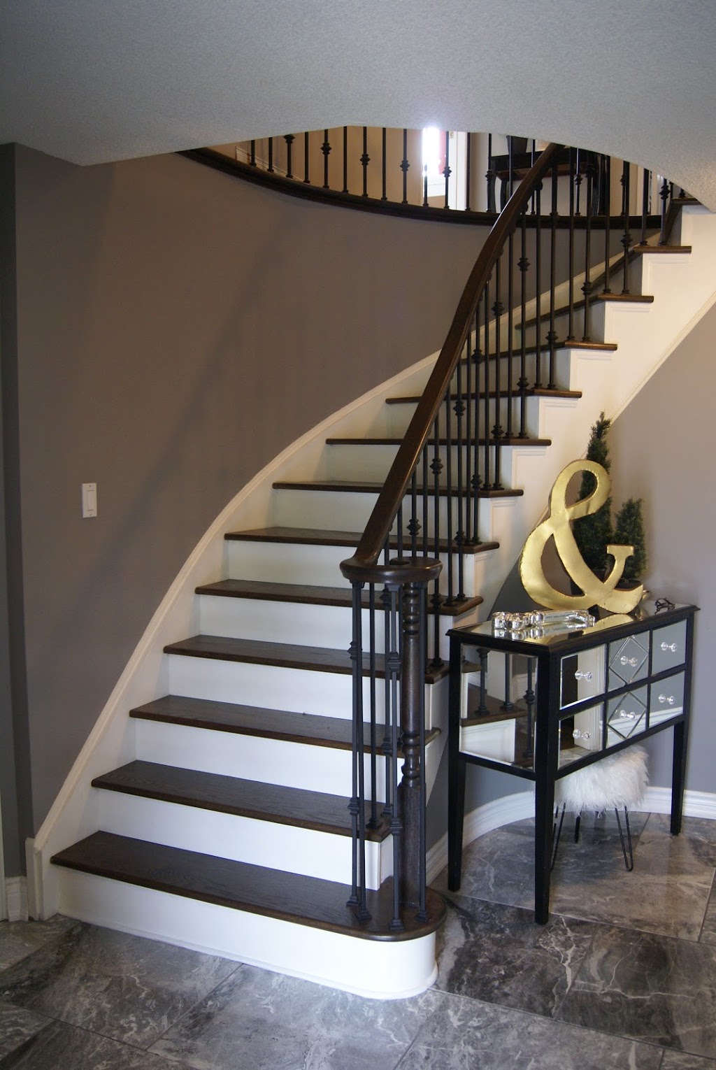 Stairs & Hardwood installation (The Floor Designers.com) | 547 Sales Dr, Woodstock, ON N4S 9A1, Canada | Phone: (647) 990-1311