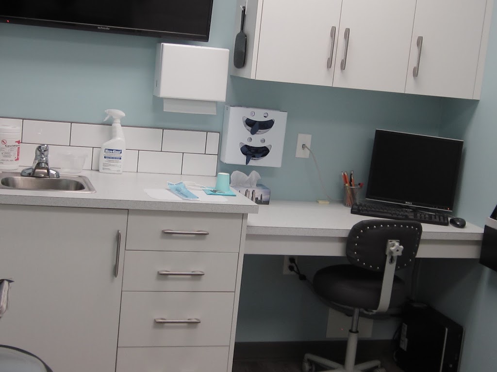 Blue Fern Denture Clinic | 1 Midtown Blvd SW #203, Airdrie, AB T4B 4E7, Canada | Phone: (403) 980-0144