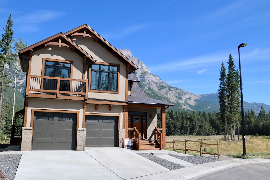 Woodlands Mountain Homes | 221 Rivers Bend Close, Deadmans Flats, Alberta, T1W 0K5, Canmore, AB T1W 0K5, Canada | Phone: (403) 678-0334